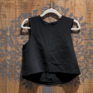 Club Monaco black tank crop small
